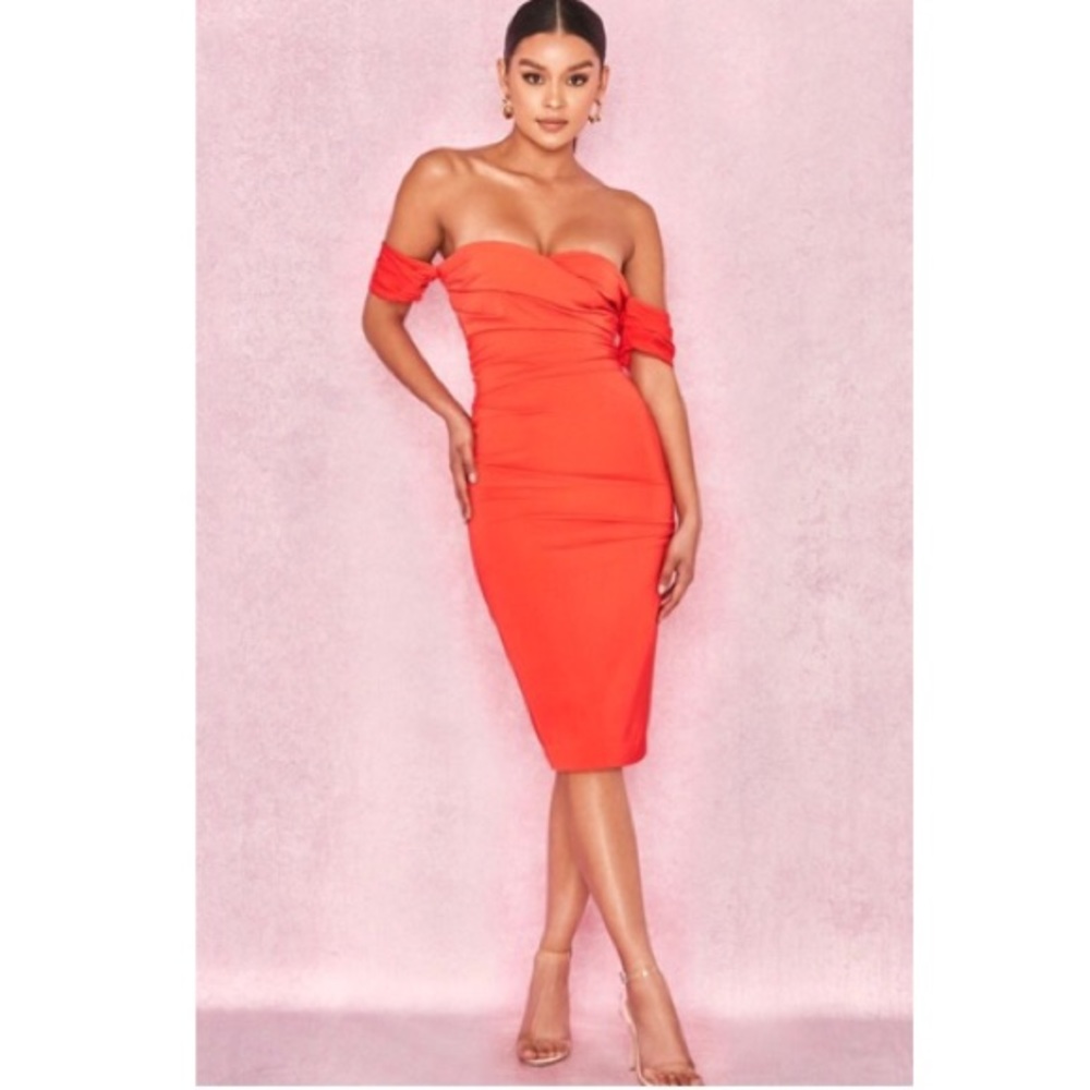 SOLD!!! House of CB ‘Anaelle’